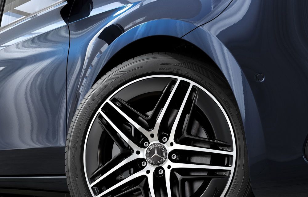 Noul Mercedes-Benz Clasa V facelift: design frontal nou și mai mult lux - Poza 19