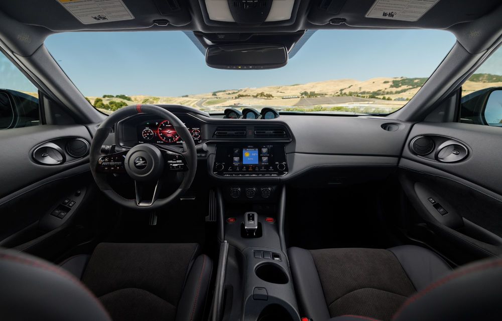 Noul Nissan Z Nismo este aici: pachet vizual nou și motor de 420 CP - Poza 35