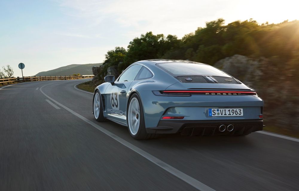 Noul Porsche 911 S/T, creat pentru puriști: marchează 60 de ani de la debutul modelului - Poza 10