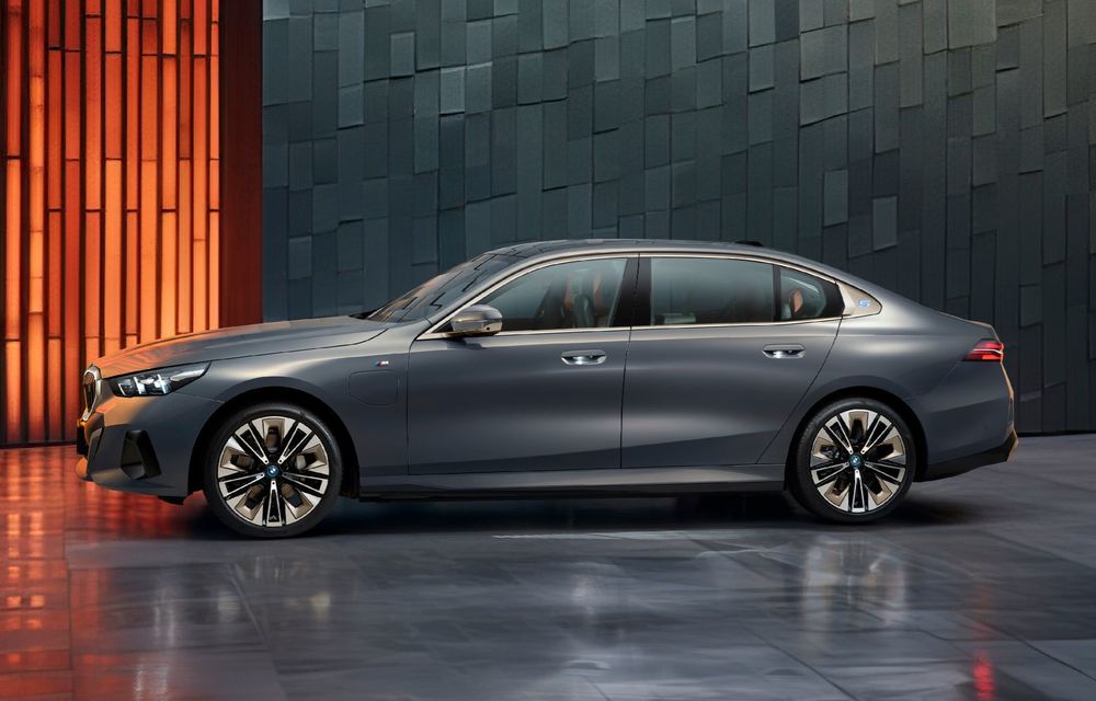Noul BMW Seria 5 pentru piața din China: ampatament lung și ecran Theater Screen de 31 de inch - Poza 6