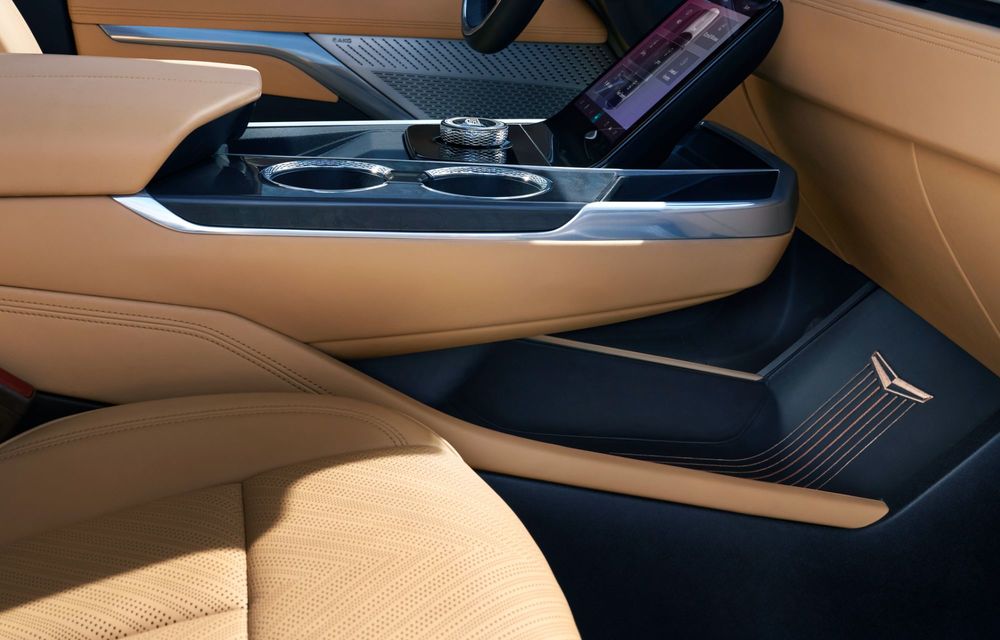 Noul Cadillac Escalade IQ electric debutează cu 750 de cai putere și autonomie de 724 de kilometri - Poza 19