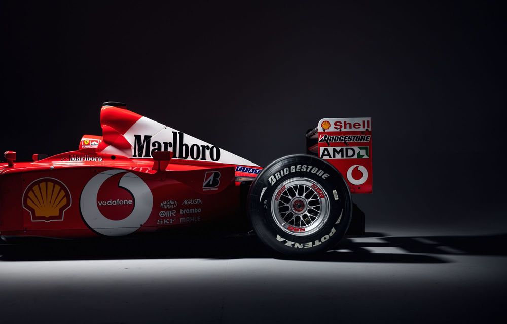 Monopostul Ferrari F2001B, pilotat de Michael Schumacher, scos la licitație - Poza 67
