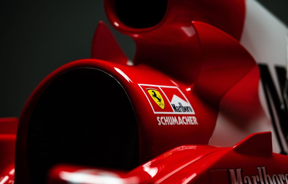 Monopostul Ferrari F2001B, pilotat de Michael Schumacher, scos la licitație - Poza 50