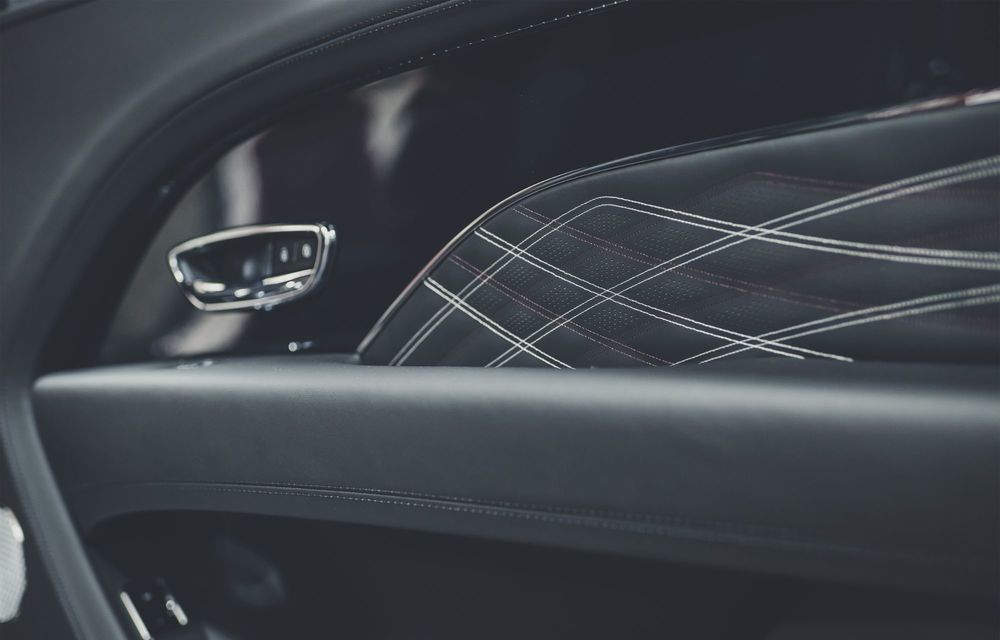 Imagini noi cu interiorul unui viitor model Bentley. Va avea un nou tip de piele ecologică - Poza 5