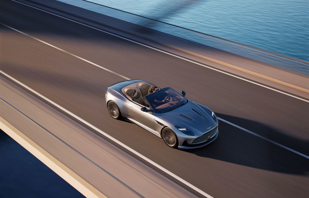 Noul Aston Martin DB12 Volante, variantă decapotabilă cu plafon textil cu 8 straturi - Poza 16