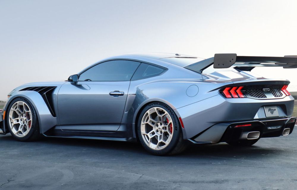 Noul Ford Mustang GTD, o mașină de curse pentru stradă: 800 de cai putere și aerodinamică activă - Poza 12