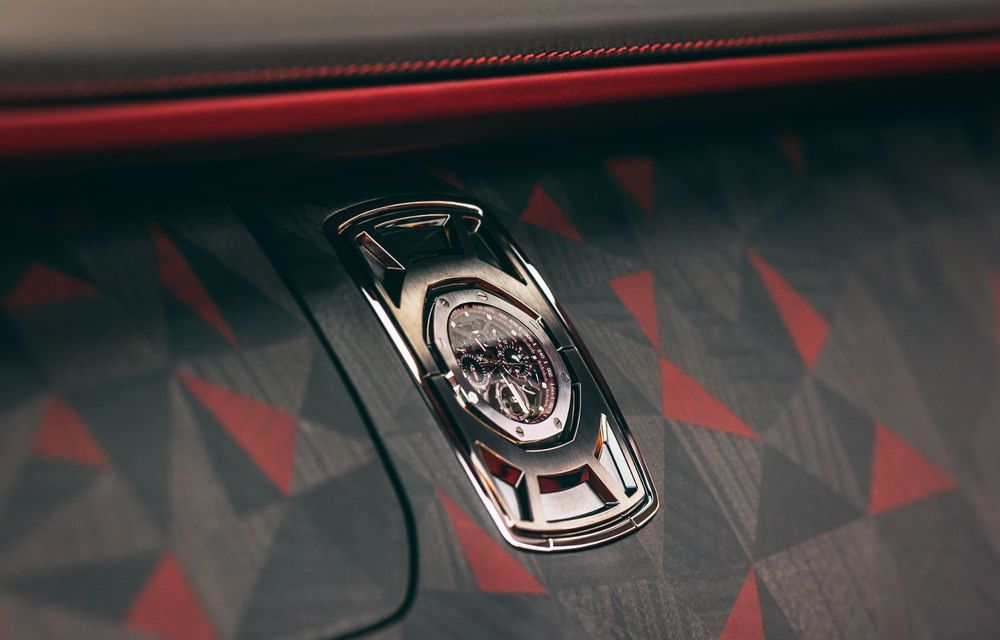 Noul Rolls-Royce La Rose Noir Droptail: doar 4 exemplare și ceas Audemars Piguet în bord - Poza 30