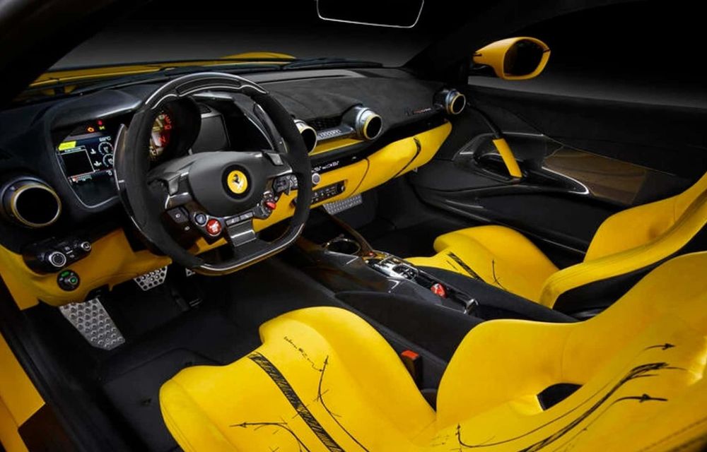 Un exemplar Ferrari 812 Competizione va fi scos la licitație în scopuri caritabile - Poza 9