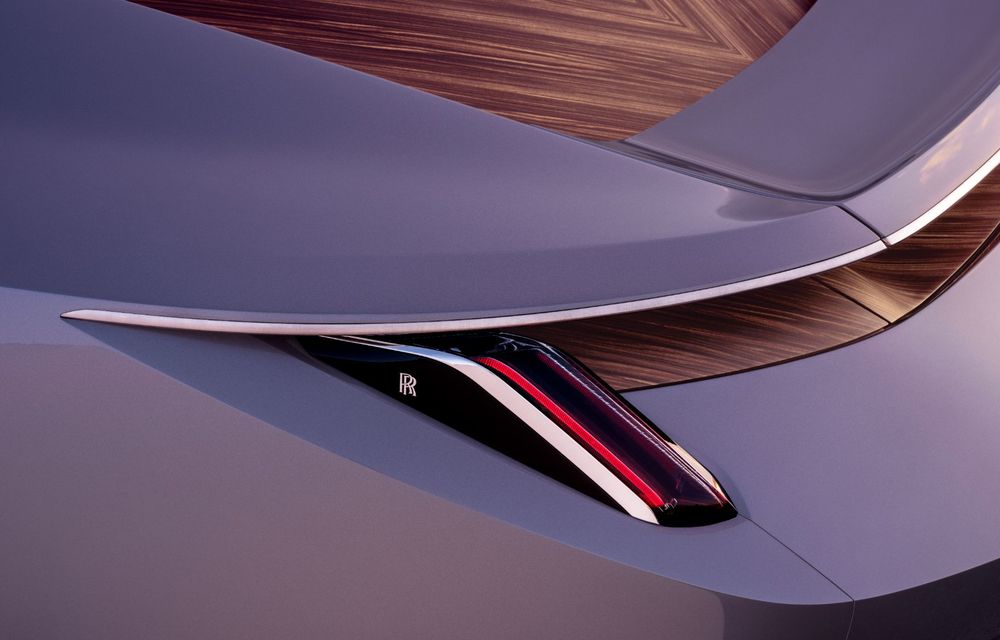 Rolls-Royce prezintă al doilea exemplar Droptail: suprafață aerodinamică din lemn și ceas Vacheron Constantin în bord - Poza 24
