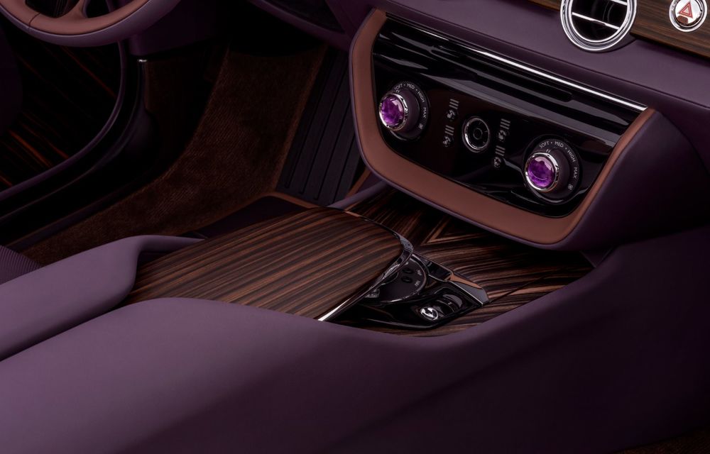 Rolls-Royce prezintă al doilea exemplar Droptail: suprafață aerodinamică din lemn și ceas Vacheron Constantin în bord - Poza 28