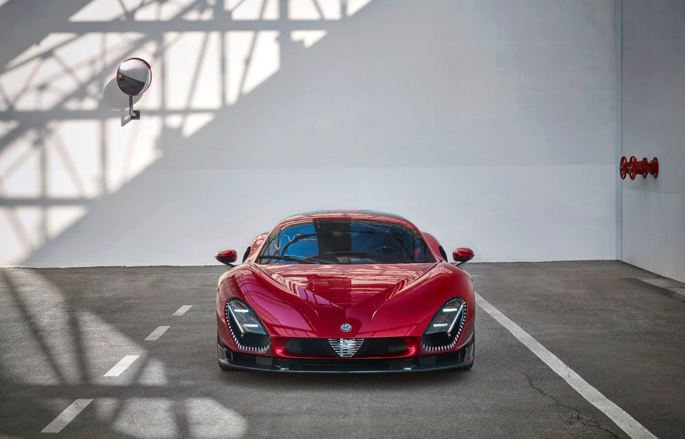 OFICIAL: Noua Alfa Romeo 33 Stradale este primul supercar electric al mărcii - Poza 3