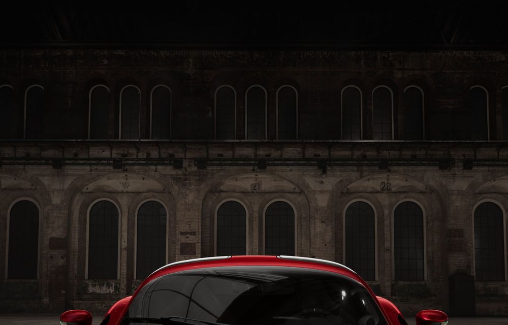 OFICIAL: Noua Alfa Romeo 33 Stradale este primul supercar electric al mărcii - Poza 7