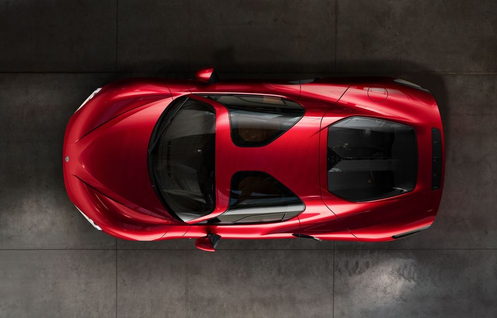 OFICIAL: Noua Alfa Romeo 33 Stradale este primul supercar electric al mărcii - Poza 18