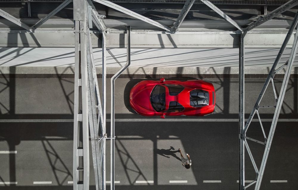 OFICIAL: Noua Alfa Romeo 33 Stradale este primul supercar electric al mărcii - Poza 26