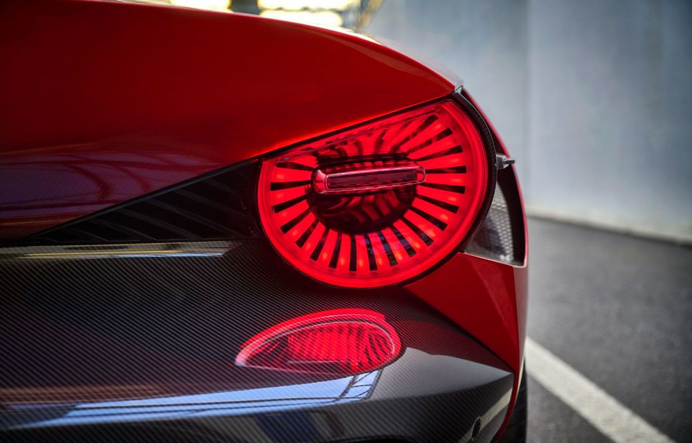 OFICIAL: Noua Alfa Romeo 33 Stradale este primul supercar electric al mărcii - Poza 37