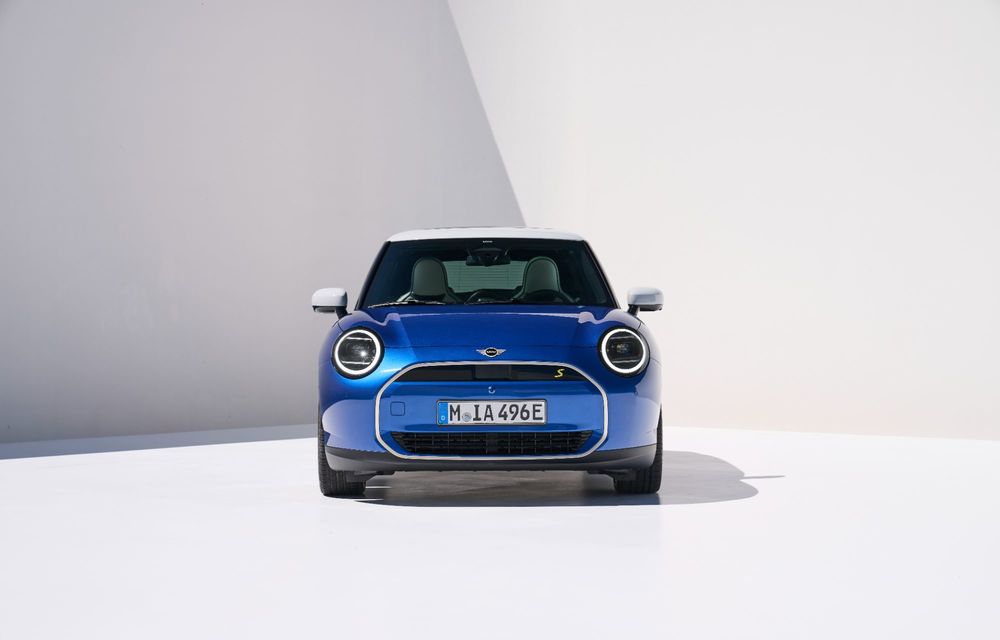 Noul Mini Cooper electric este aici: ecran OLED nou și autonomie de peste 400 de kilometri - Poza 6