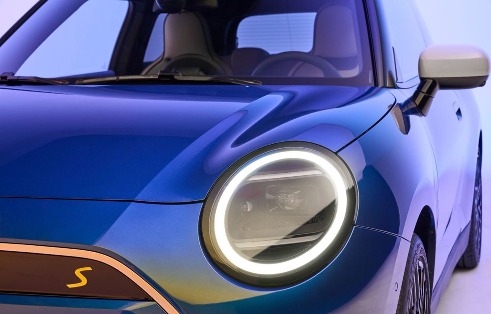 Noul Mini Cooper electric este aici: ecran OLED nou și autonomie de peste 400 de kilometri - Poza 47