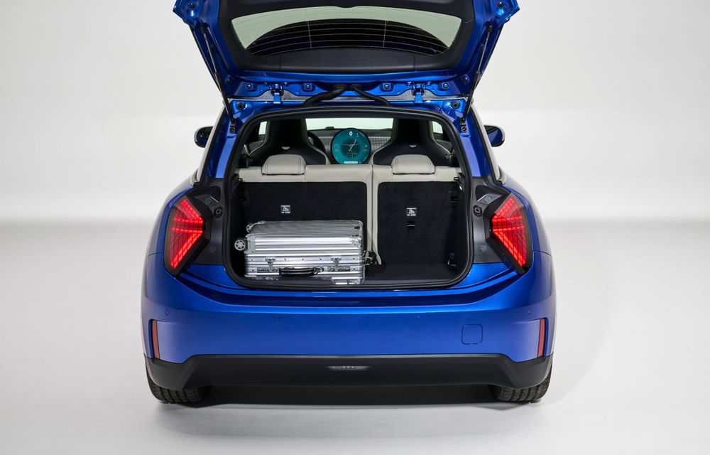 Noul Mini Cooper electric este aici: ecran OLED nou și autonomie de peste 400 de kilometri - Poza 55