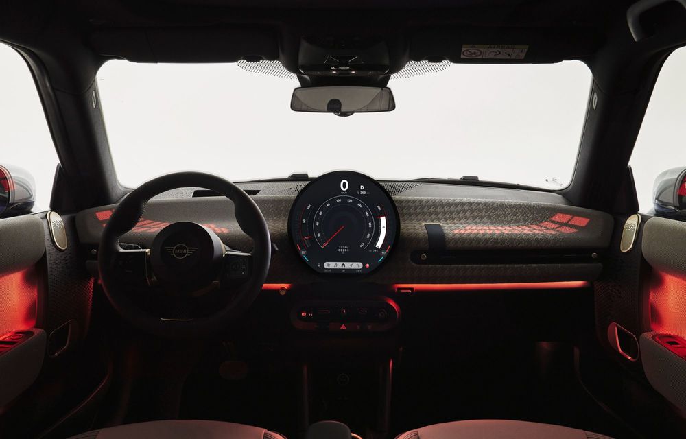 Noul Mini Cooper electric este aici: ecran OLED nou și autonomie de peste 400 de kilometri - Poza 69