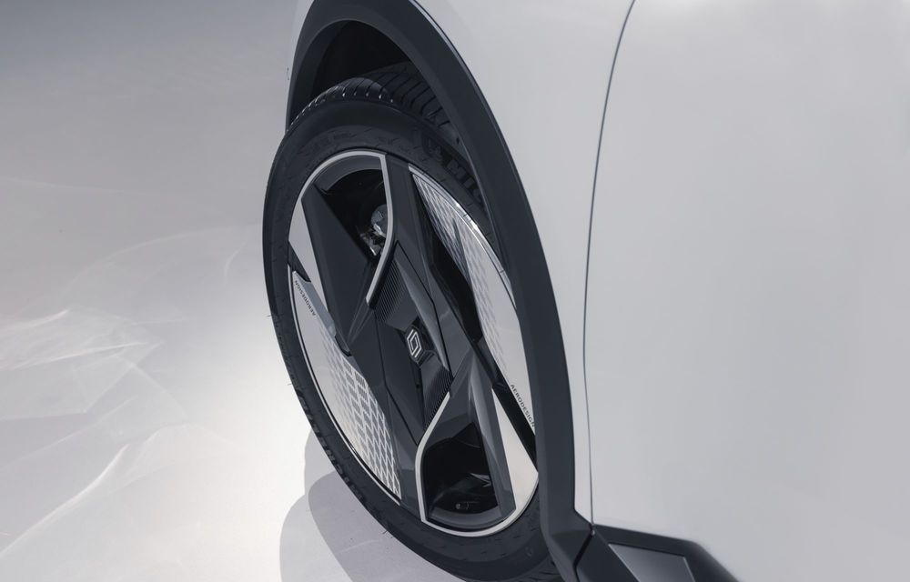 OFICIAL: Acesta este noul Renault Scenic electric: 620 km autonomie - Poza 98