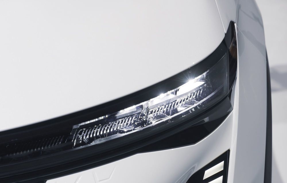 OFICIAL: Acesta este noul Renault Scenic electric: 620 km autonomie - Poza 84