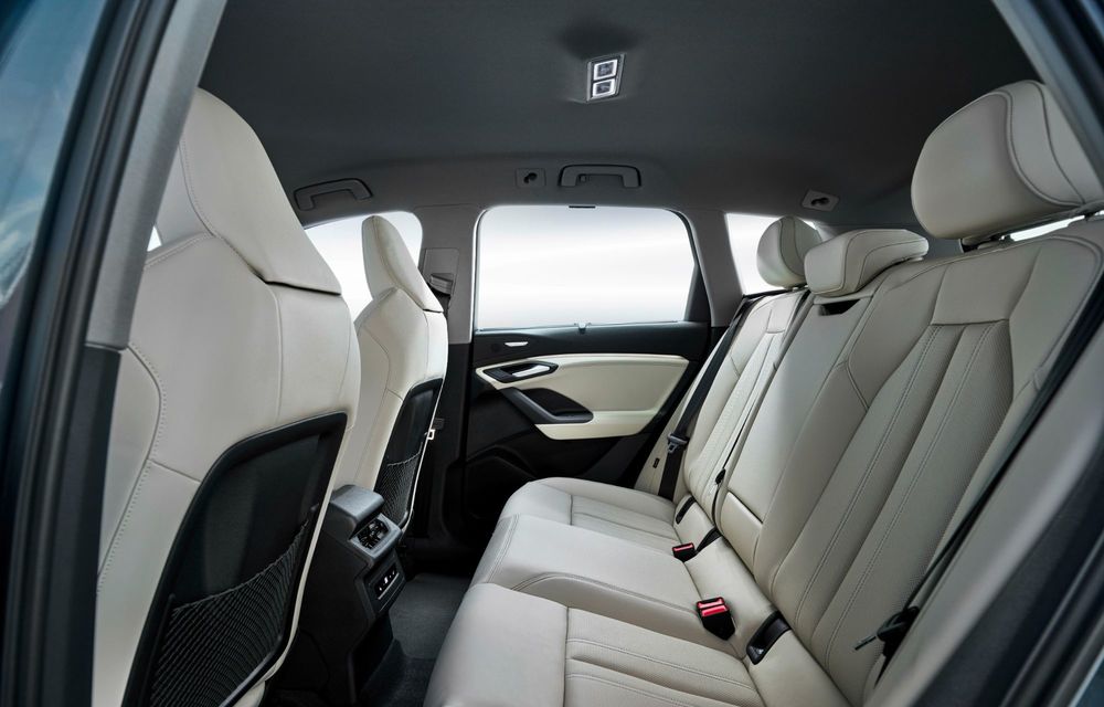 Audi dezvăluie interiorul noului Q6 e-tron: ecran pentru pasagerul din față - Poza 15