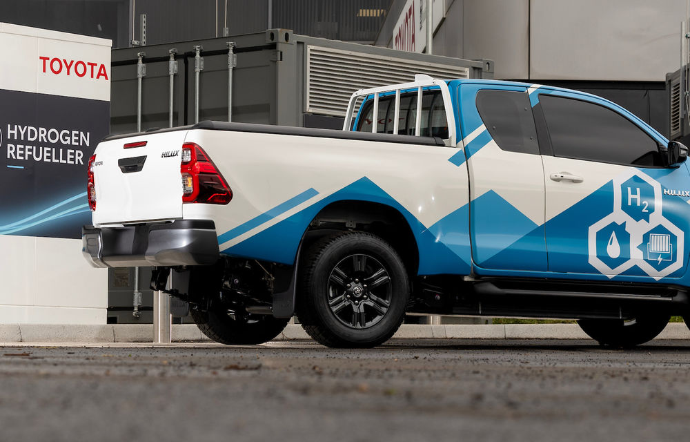 Toyota a construit un prototip Hilux alimentat cu hidrogen: 600 km autonomie - Poza 3
