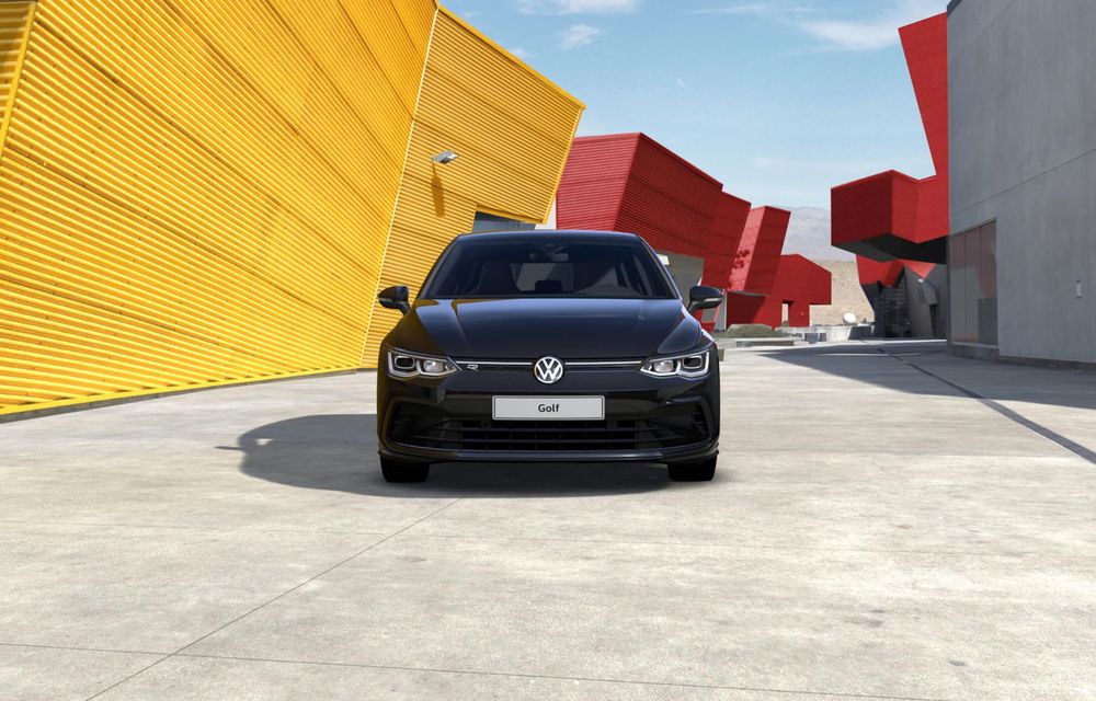 Miza pe negru: noua ediție specială Volkswagen Golf Black Edition. Preț de 37.300 de euro - Poza 2