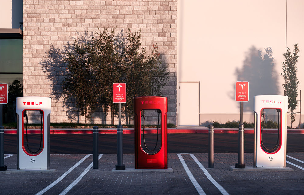 Tesla a instalat stația de încărcare Supercharger cu numărul 50.000 - Poza 1