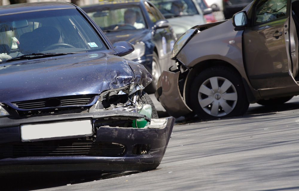 STUDIU: O mașină din România, implicată într-un accident la fiecare 129.000 km - Poza 1