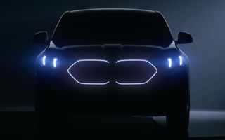 Primele imagini cu viitorul BMW X2: SUV-coupe cu grilă iluminată