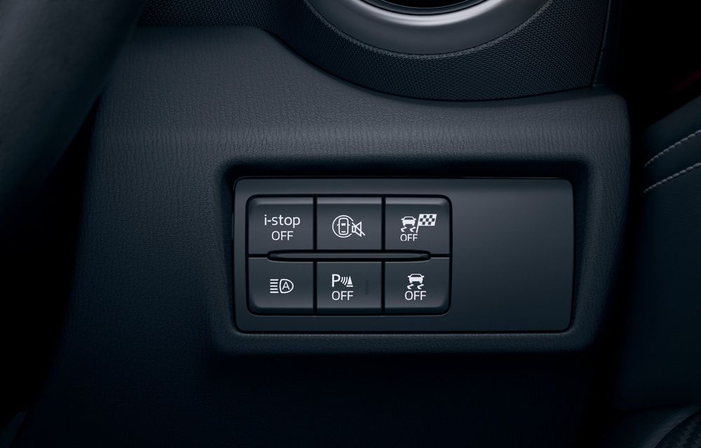 Noutăți pentru Mazda MX-5: faruri LED noi și sistem multimedia nou - Poza 32