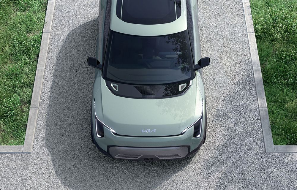 Kia prezintă conceptul EV3: SUV-ul compact poate alimenta o trotinetă electrică în banchetă - Poza 3