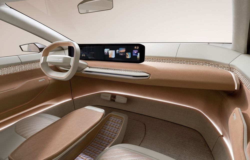 Noul concept Kia EV4 anunță un succesor electric pentru Stinger - Poza 9