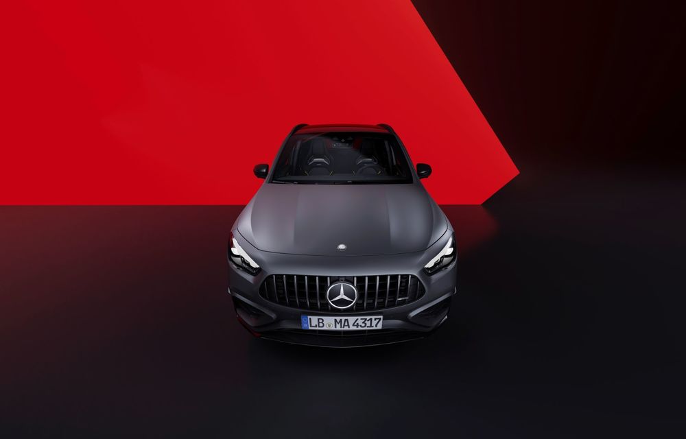 Noul Mercedes-AMG GLA 45 S facelift: semnătură luminoasă nouă și bară față redesenată - Poza 2