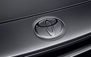 Toyota încheie un parteneriat cu o companie petrolieră pentru dezvoltarea bateriilor solid-state