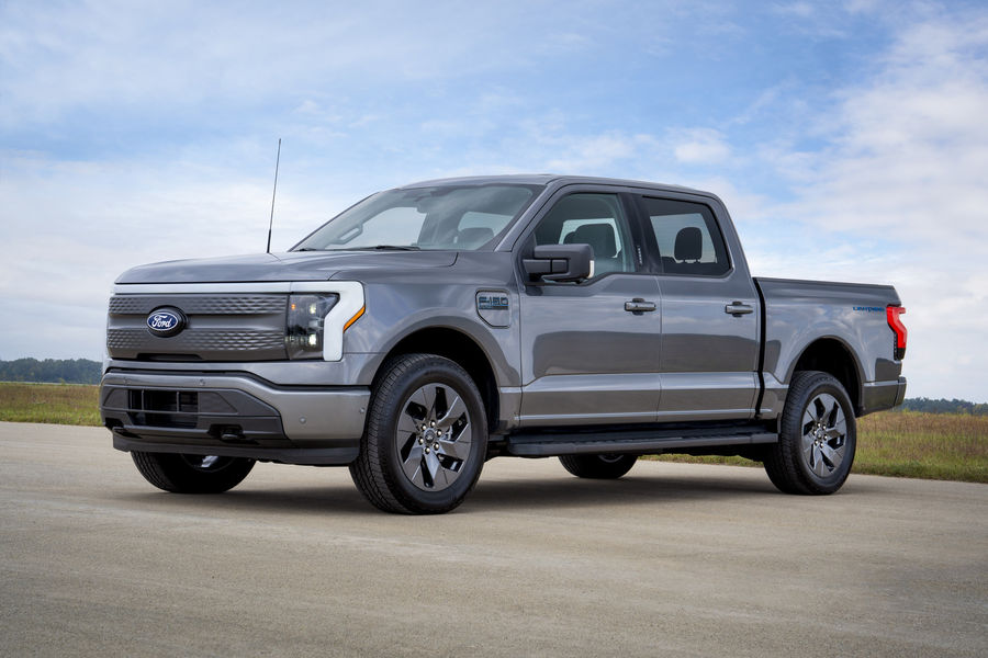 Ford ar putea reduce producția electricului F-150 Lightning, după scăderea cererii