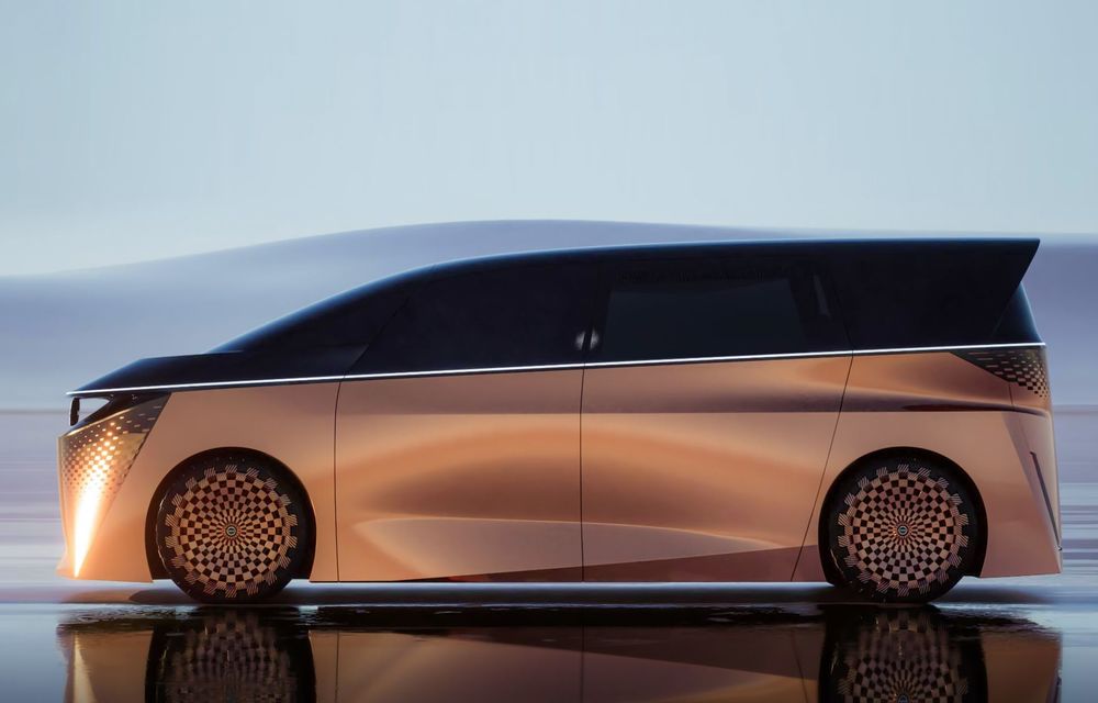 Noul Nissan Hyper Tourer Concept, un monovolum autonom cu baterii solid-state - Poza 10