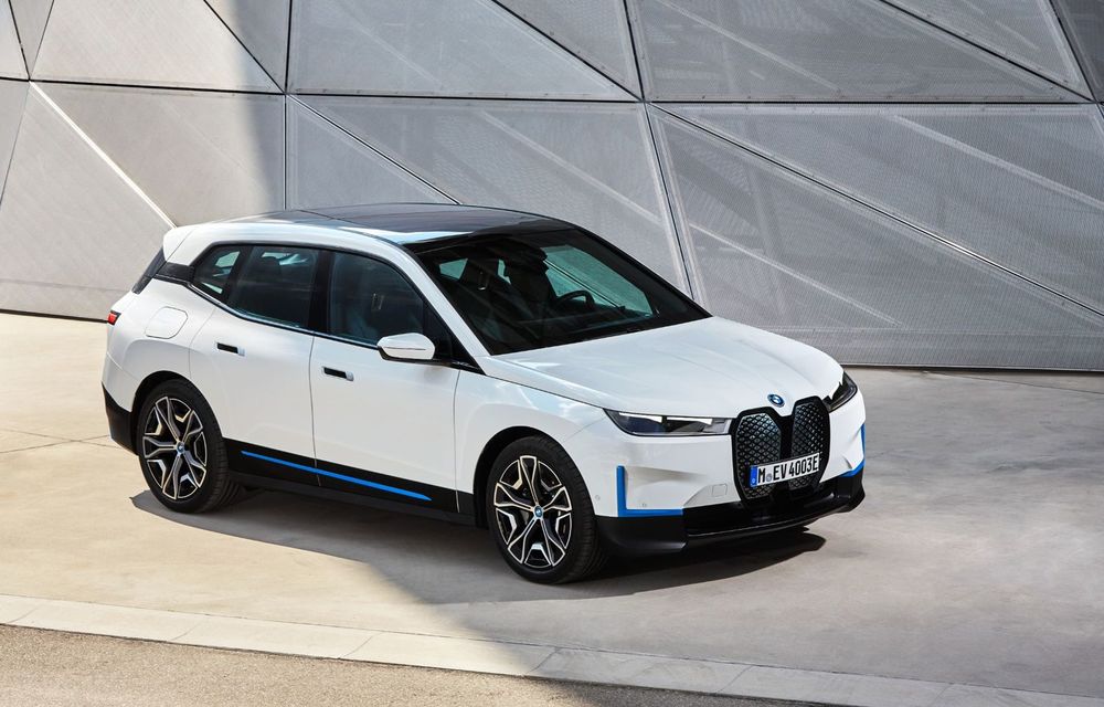 BMW, Mini și Rolls-Royce vor adopta standardul de încărcare Tesla din 2025 - Poza 1