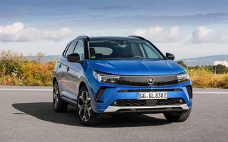 Opel pregătește versiuni electrice pentru Crossland și Grandland