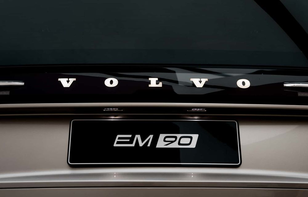 Primul monovolum Volvo este aici: EM90 are 738 km autonomie - Poza 17