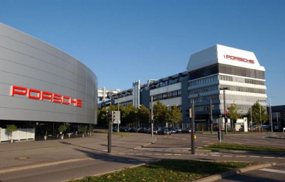 Porsche își pregătește fabrica principală pentru producția de mașini electrice - Poza 1