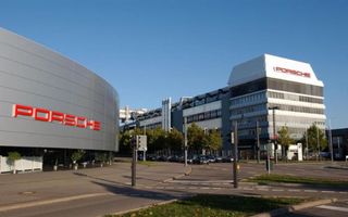 Porsche își pregătește fabrica principală pentru producția de mașini electrice