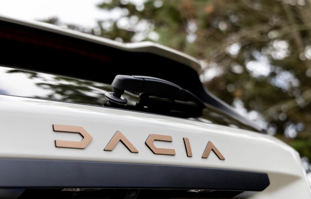 Am văzut pe viu noua Dacia Duster: 5 modificări importante + VIDEO - Poza 131