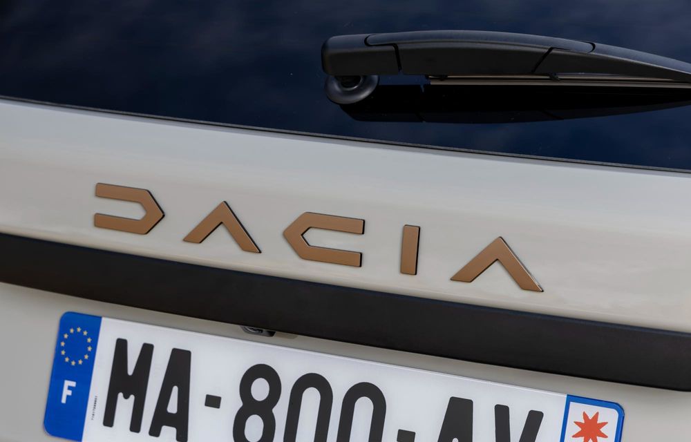 Am văzut pe viu noua Dacia Duster: 5 modificări importante + VIDEO - Poza 186