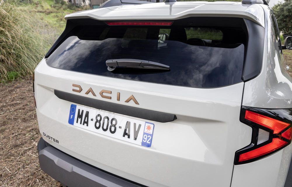 Am văzut pe viu noua Dacia Duster: 5 modificări importante + VIDEO - Poza 209