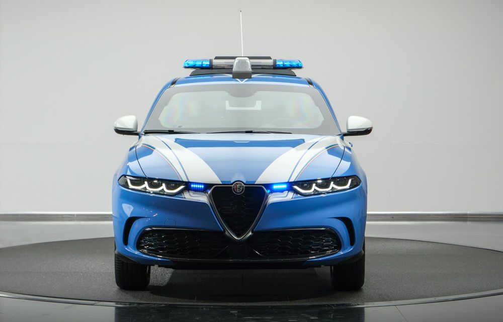 Poliția italiană va primi 850 de exemplare Alfa Romeo Tonale - Poza 2