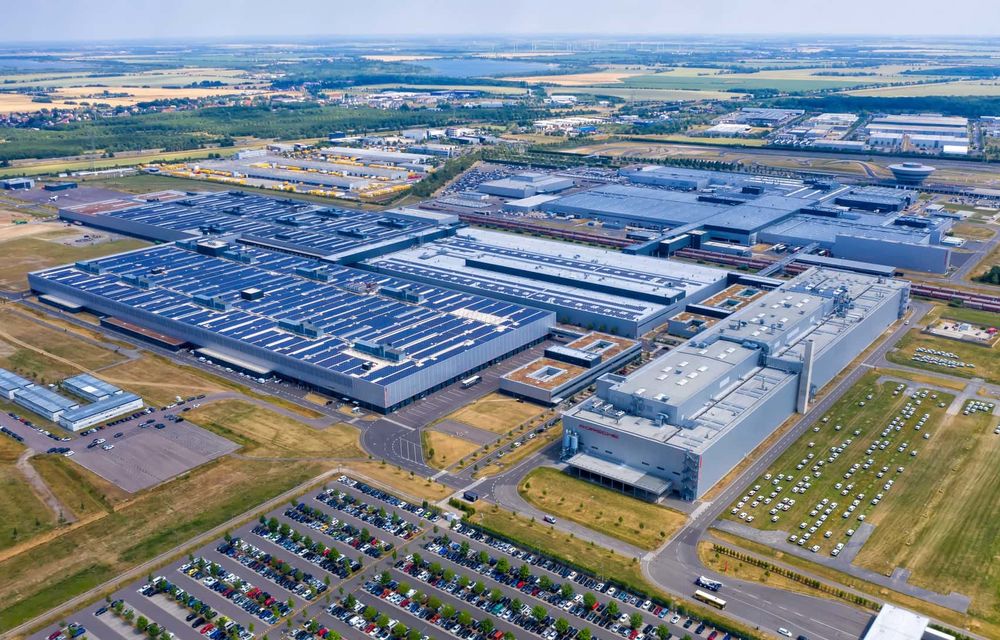 Porsche a produs 2 milioane de mașini la uzina din Leipzig - Poza 6