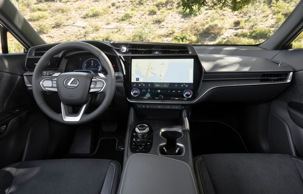 Lexus RZ: versiune de bază nouă cu 201 CP și 428 km autonomie - Poza 12