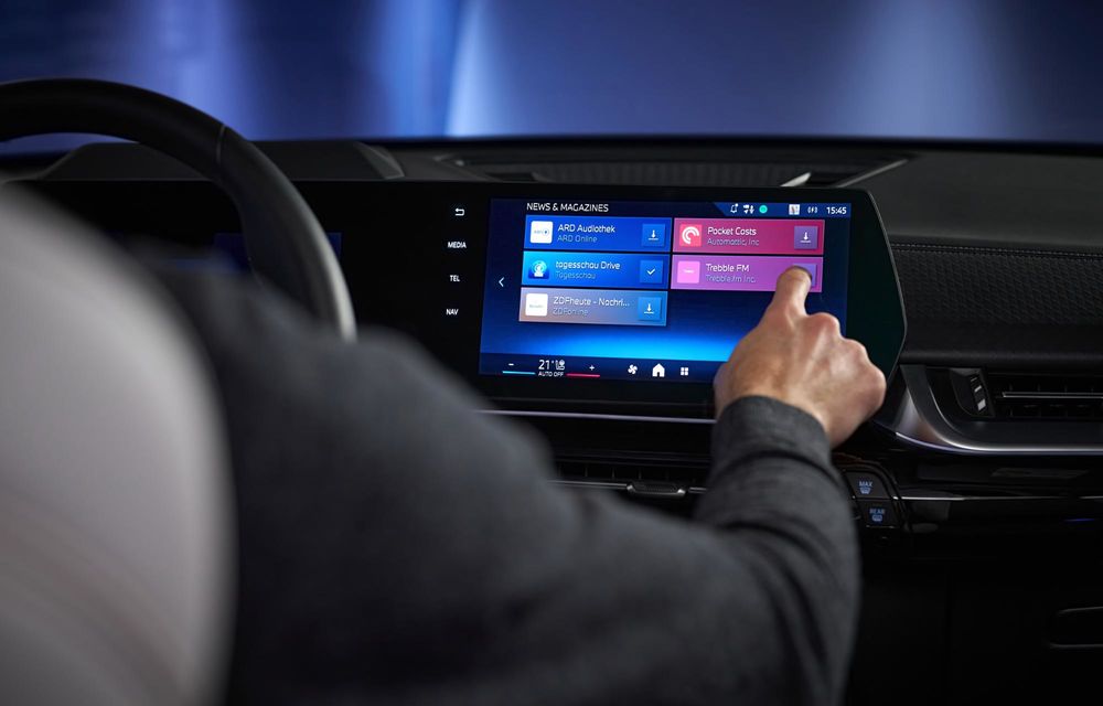 BMW prezintă tehnologii noi la CES: realitate augmentată, inteligență artificială generativă și parcare automată - Poza 38